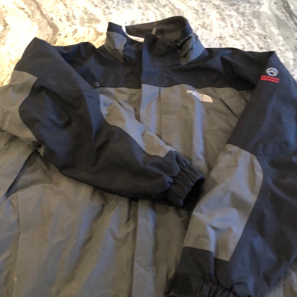 Men’s Summit Series North Face Jacket